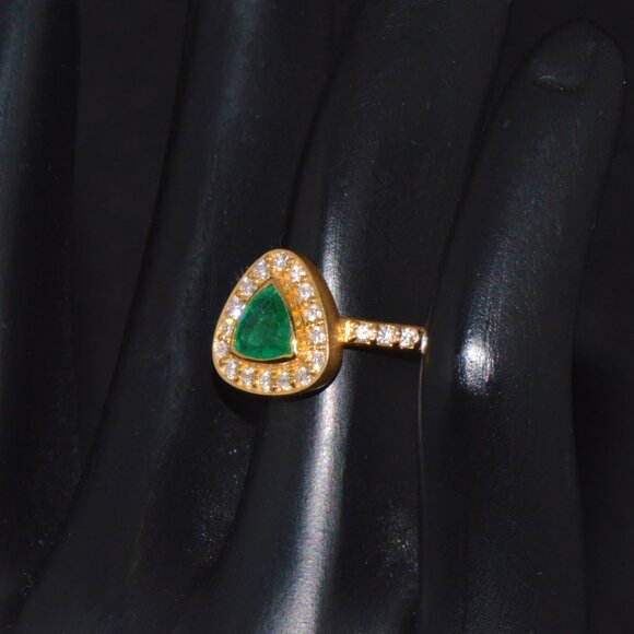 Certified Natural 1.25CTS VS F Diamond Colombian Emerald 18K Solid Gold Ring - Picture 3 of 10